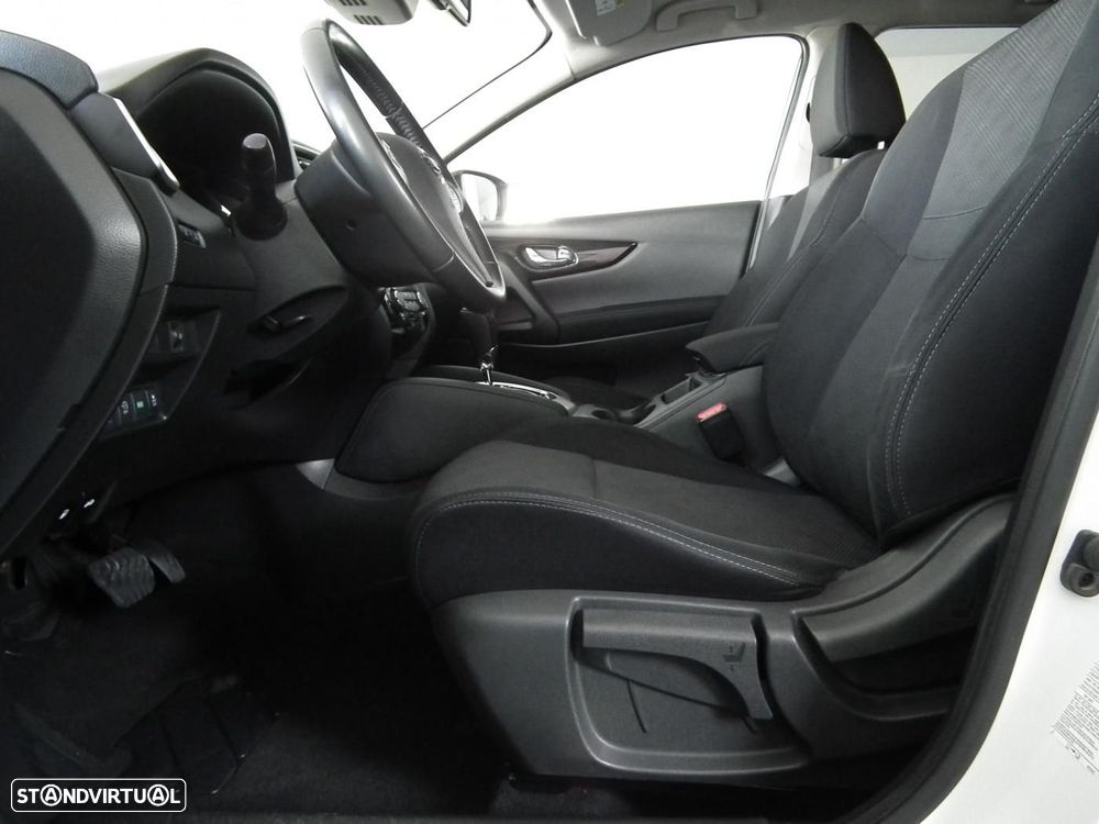 Nissan Qashqai 1.6 dCi N-Connecta 18 Xtronic - 13