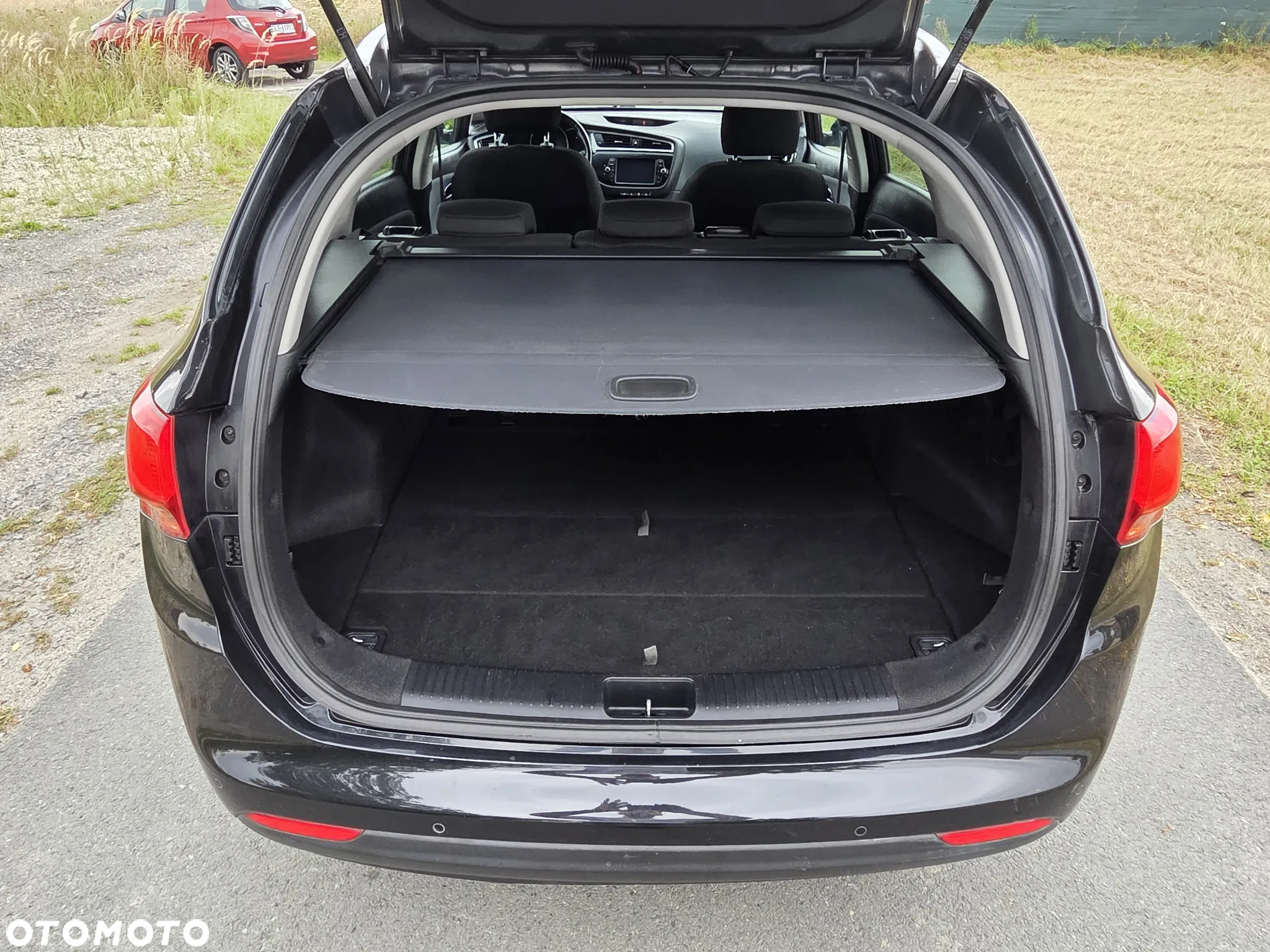 Kia Ceed - 9