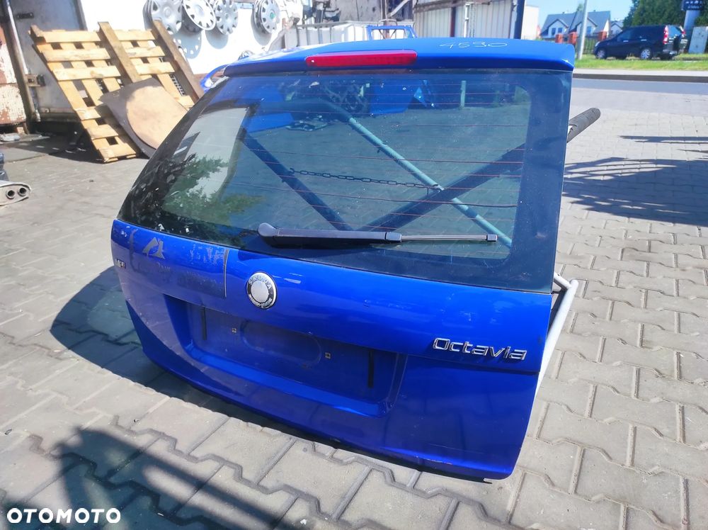 KLAPA BAGAŻNIKA TYLNA TYŁ SZYBA SKODA OCTAVIA 2 KOMBI 1Z9 4590 NIEBIESKA KOMPLETNA WYSYŁKA !!!! - 2