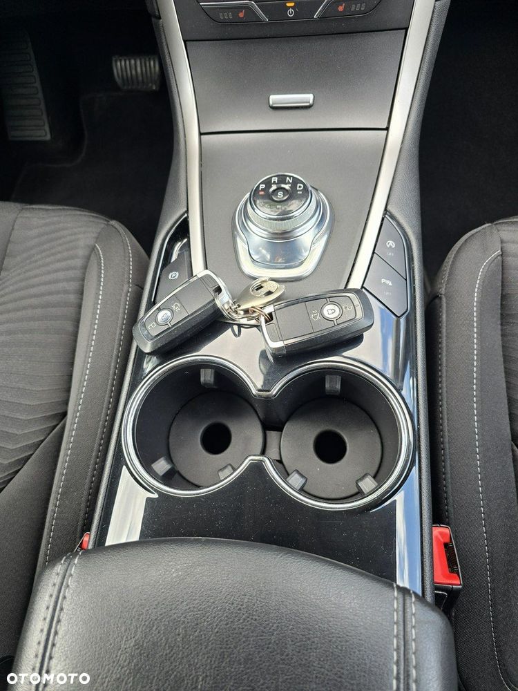 Ford S-Max - 20