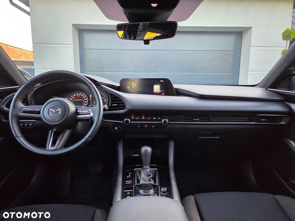 Mazda 3 e-SKYACTIV-G 2.0 M HYBRID DRIVE - 18