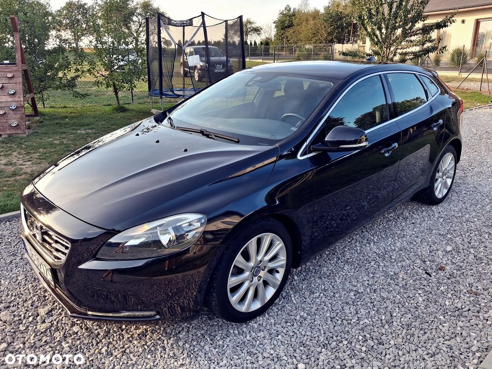 Volvo V40 D2 Momentum - 2