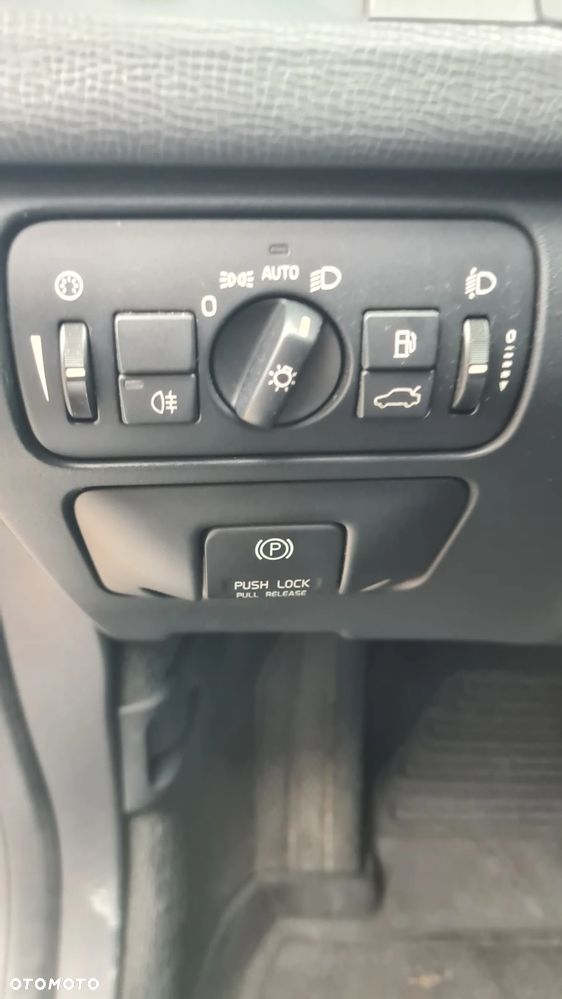 Volvo XC 60 - 21