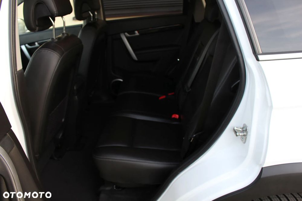Chevrolet Captiva - 11