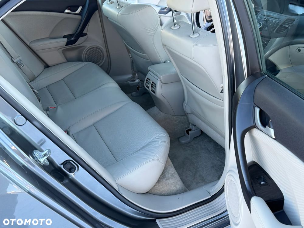 Honda Accord 2.4 Automatik Executive - 18