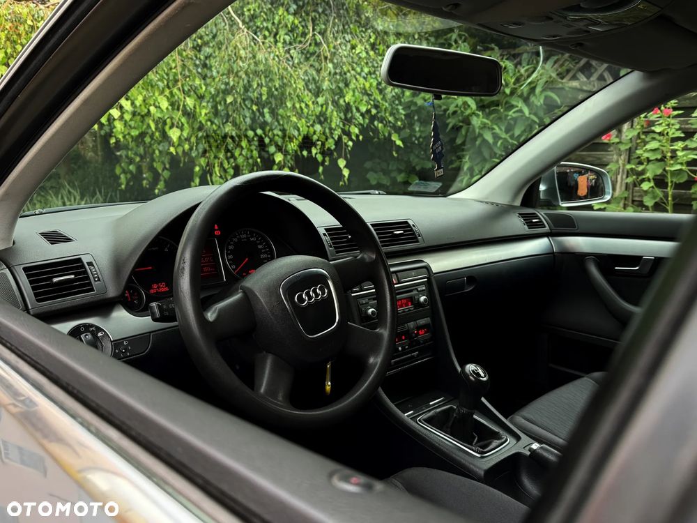Audi A4 Avant 2.0 TDI - 18