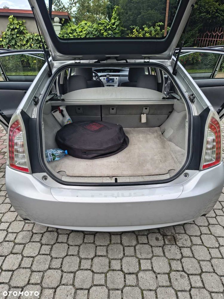 Toyota Prius 1.8 HSD Sol - 7