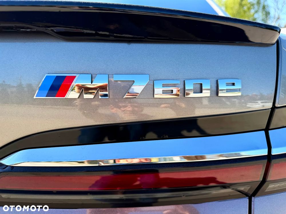 BMW Seria 7 M760e PHEV xDrive sport - 12