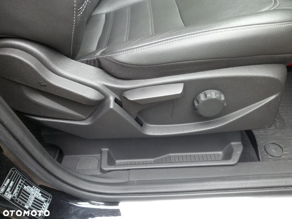 Ford Kuga ver-2-0-tdci-awd-titanium - 5
