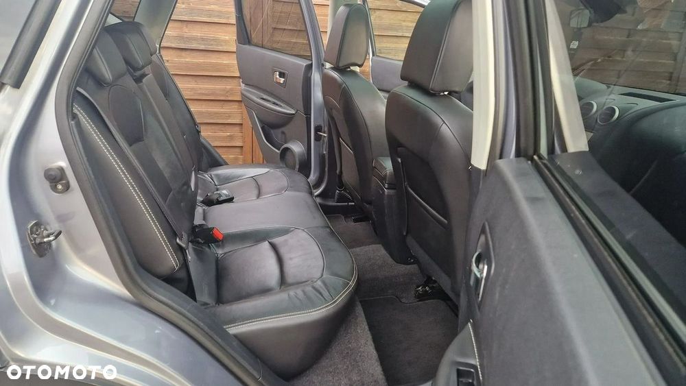 Nissan Qashqai 2.0 360 - 13