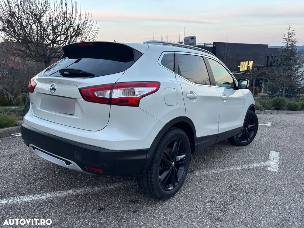 Nissan Qashqai 1.6 DCI TEKNA+ - 14
