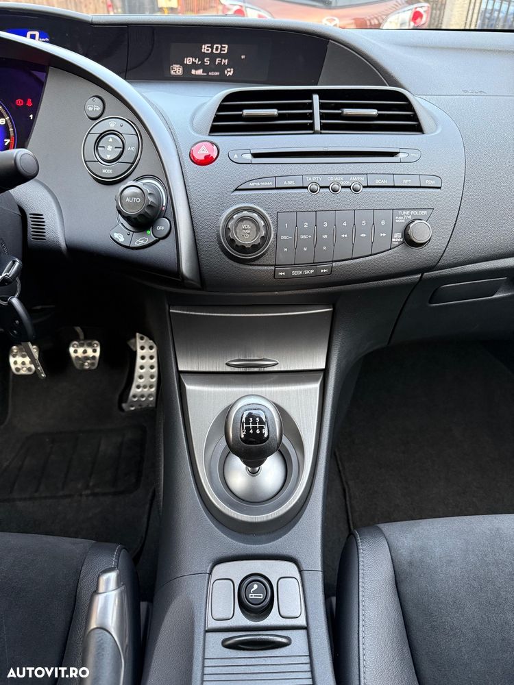 Honda Civic 1.8i-VTEC Sport - 27