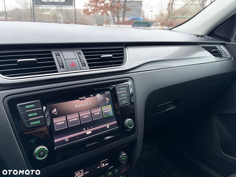 Skoda RAPID 1.0 TSI Style - 29