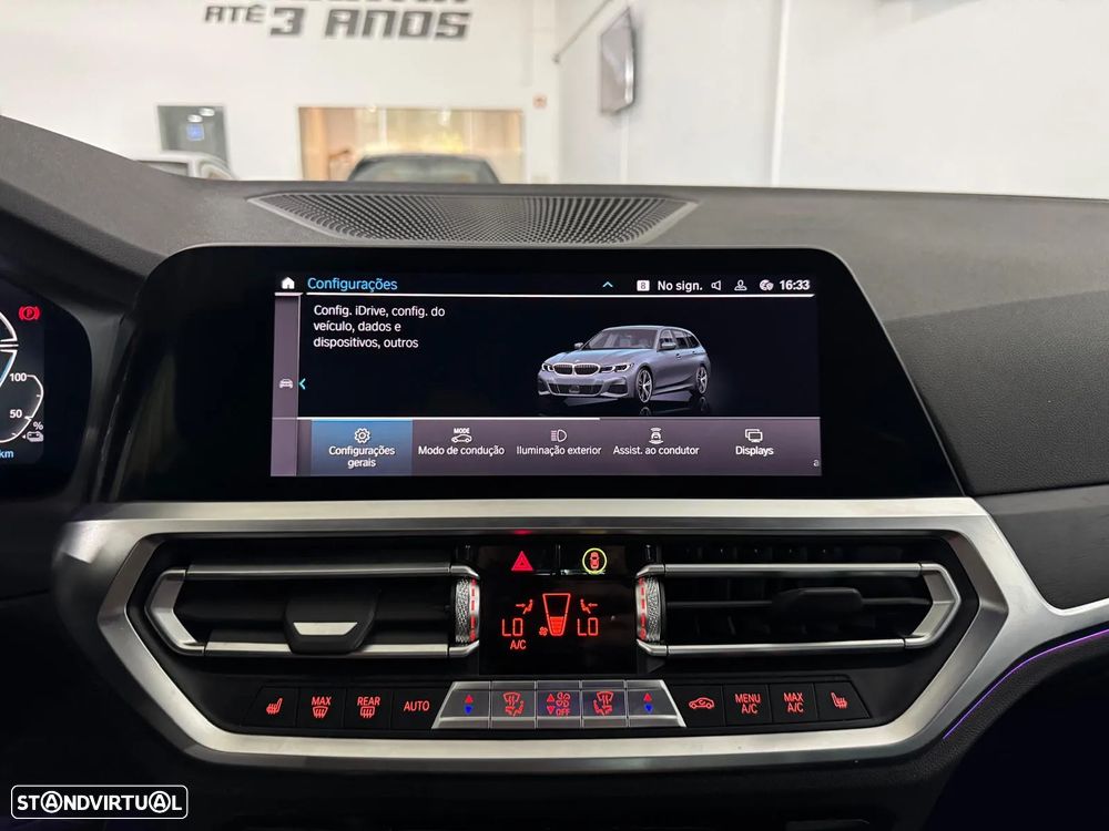 BMW 330 e Touring Pack M Auto - 36