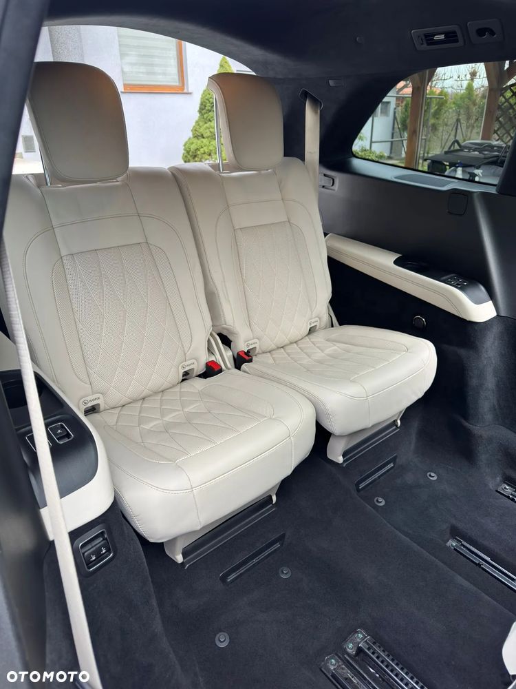 Mercedes-Benz GLS - 17