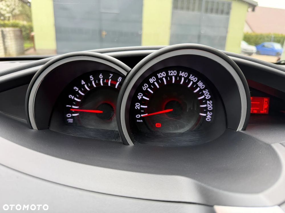 Toyota Verso 1.8 Premium 7os - 16