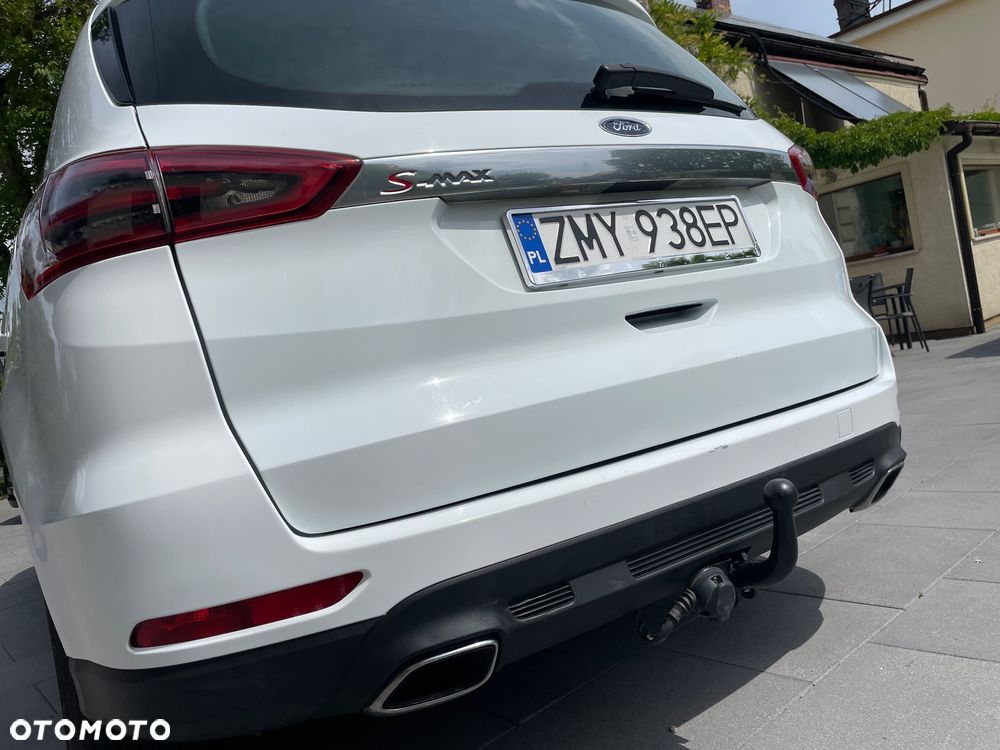 Ford S-Max - 19