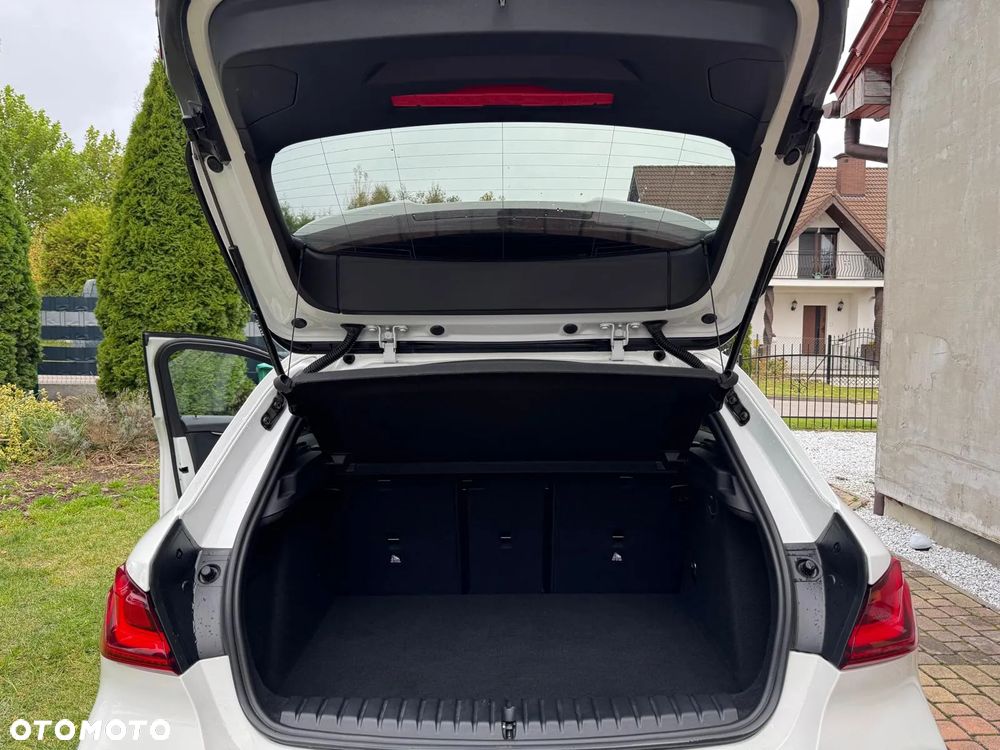 BMW Seria 1 118d Edition M Sport Shadow - 11