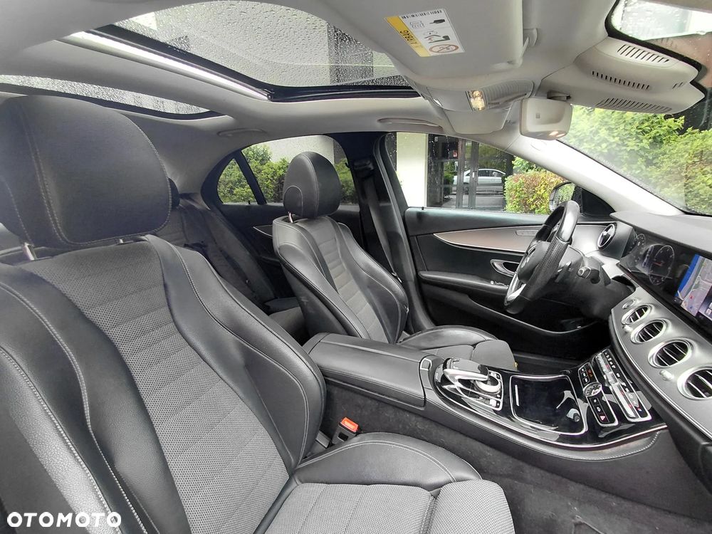 Mercedes-Benz Klasa E 220 d 9G-TRONIC - 20