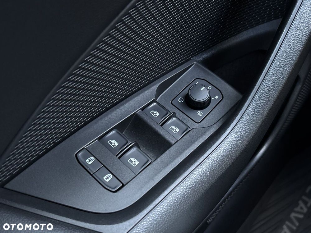 Skoda Octavia 1.5 TSI mHEV Selection DSG - 22