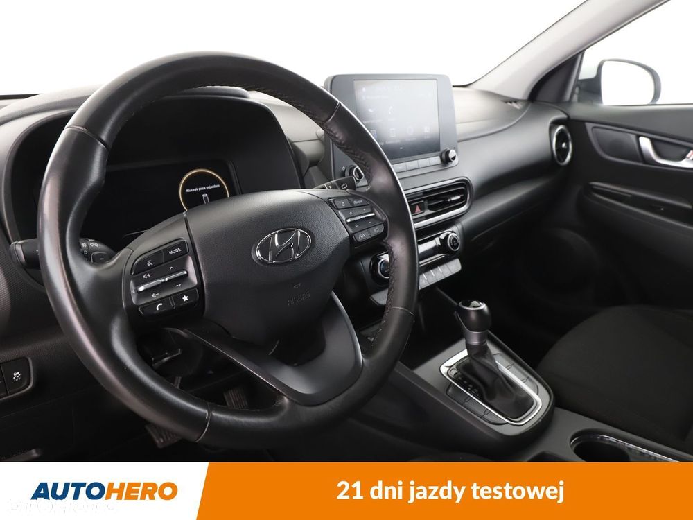 Hyundai Kona - 11