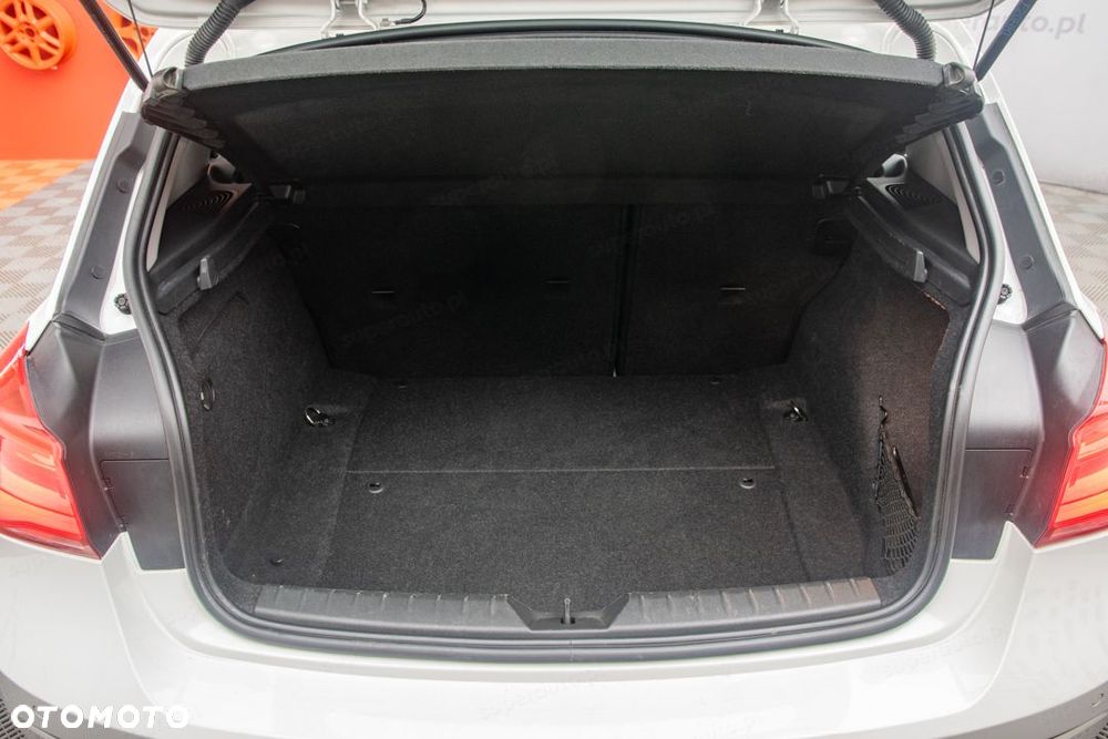 BMW Seria 1 118i - 27