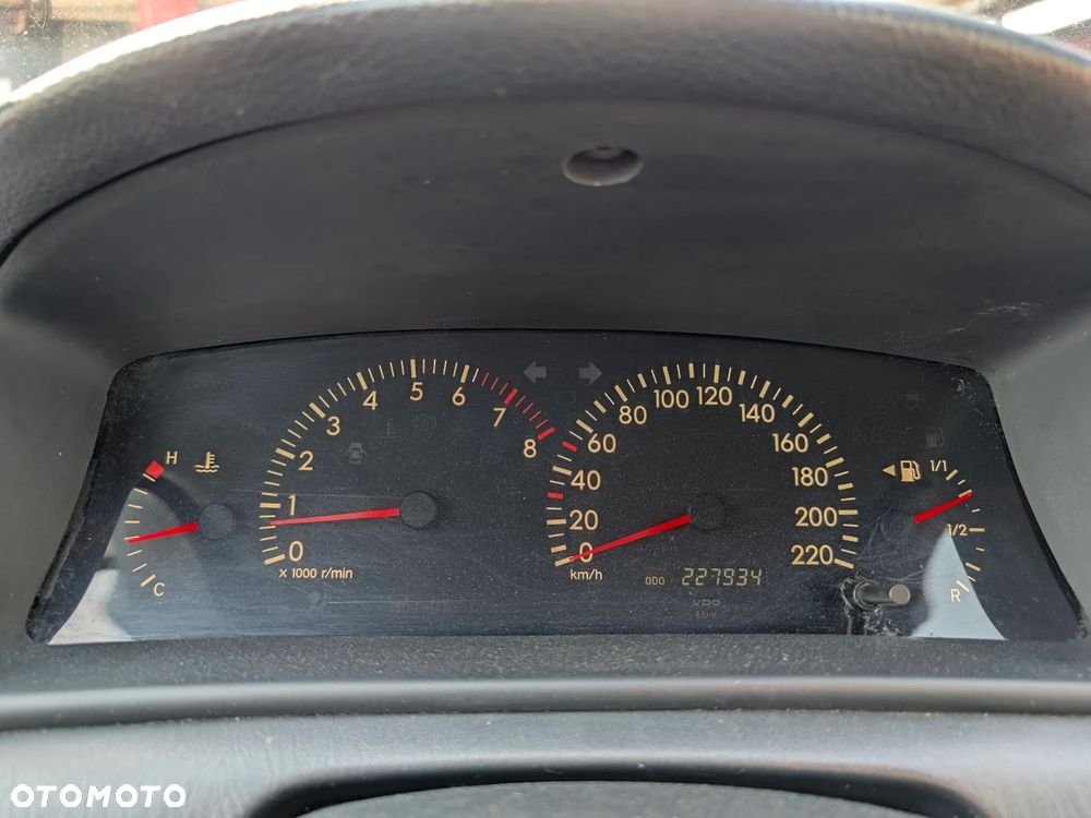 Toyota Corolla 1.4 VVT-i Terra - 28