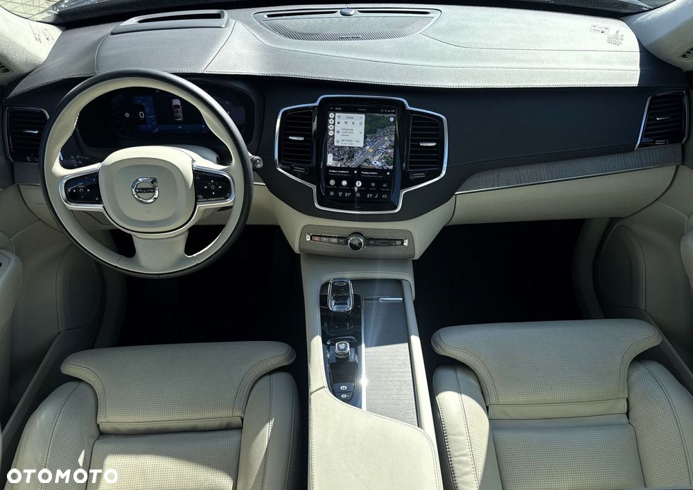 Volvo XC 90 - 11