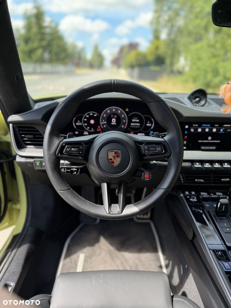 Porsche 911 Carrera PDK - 18