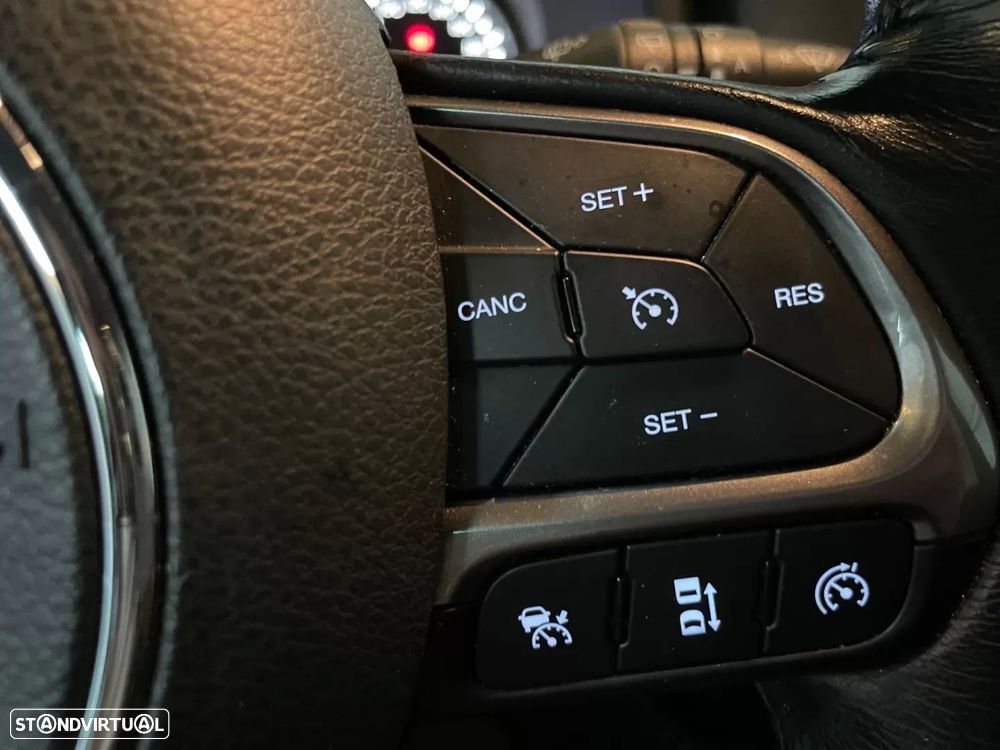 Jeep Renegade 1.6 MJD Limited S DCT - 10