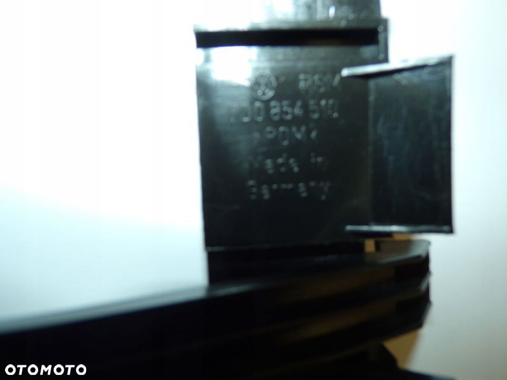 VW T4 CARAVELLE MULTIVAN Mocowanie ŚLIZG SPINKA ATRAPY PRAWA NOWA ORGINAŁ - 5