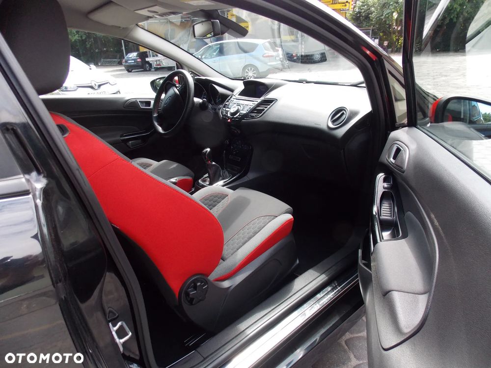 Ford Fiesta 1.0 EcoBoost STart-Stop ST-LINE - 14