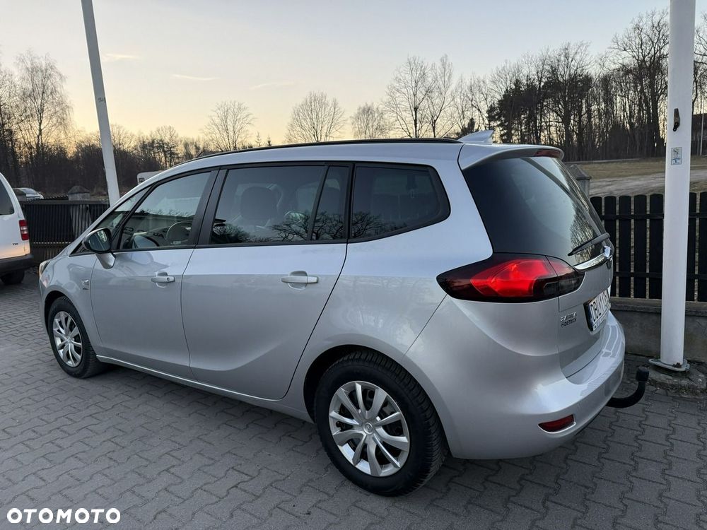 Opel Zafira - 3