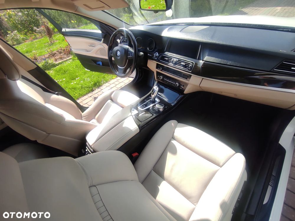 BMW Seria 5 - 32
