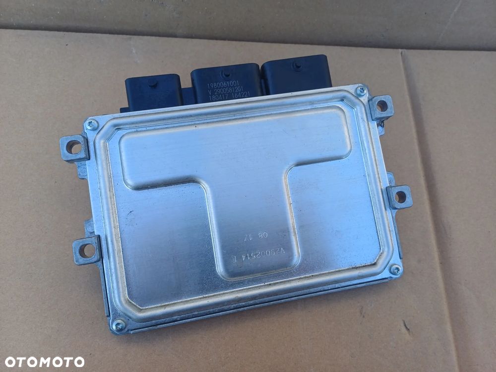 Komputer sterownik silnika Peugeot 108 Citroen C1 II Aygo II 1.2 VTI 89661-YV041 2014-2022 - 3