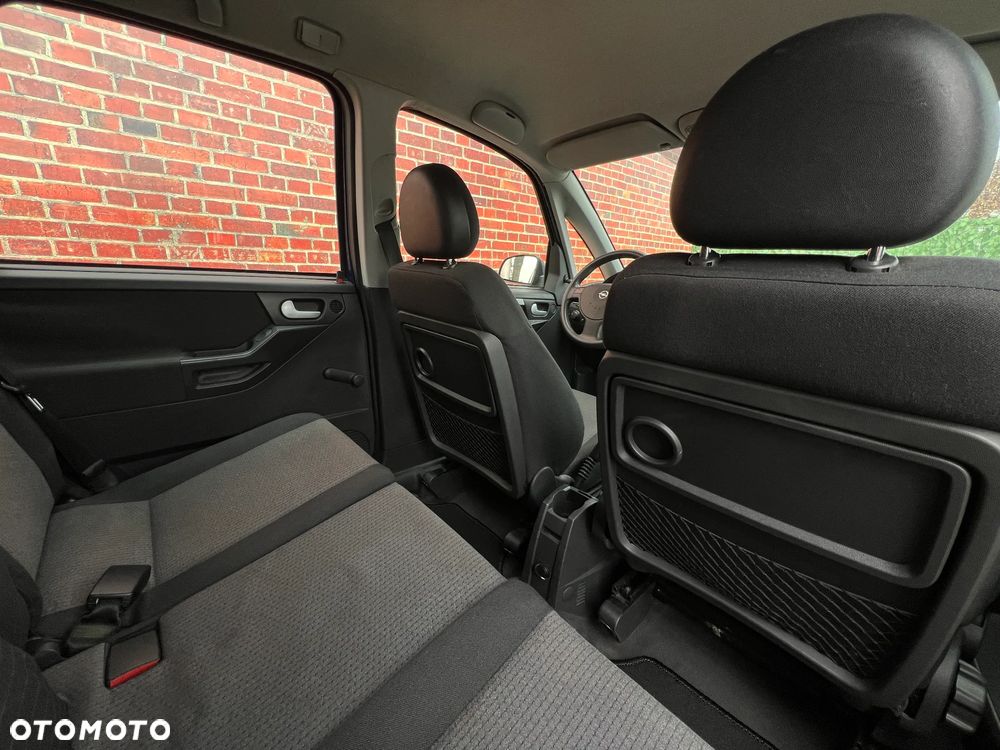 Opel Meriva - 18