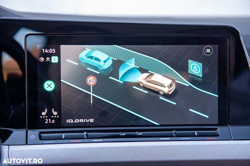 Volkswagen Golf 2.0 TDI DSG Style - 25