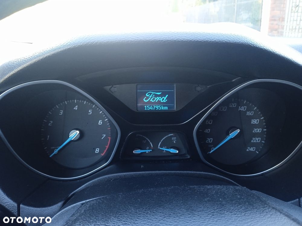 Ford Focus 1.6 Edition - 17