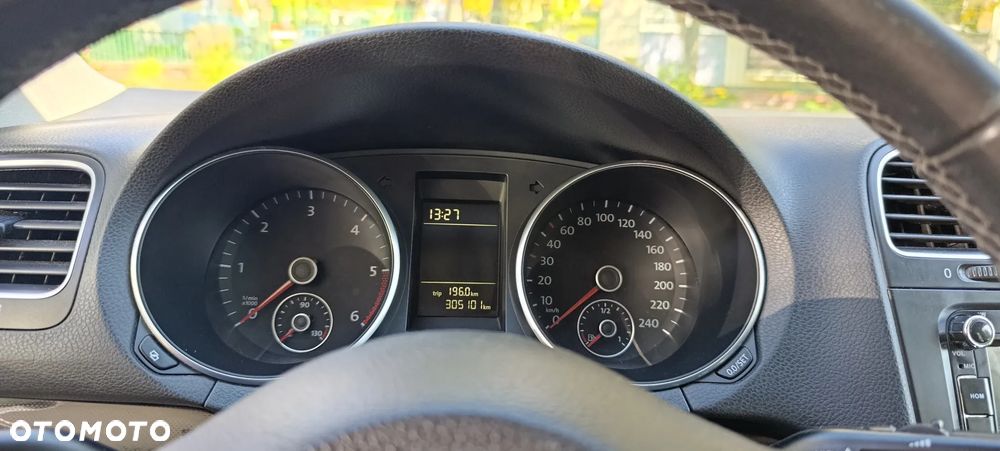 Volkswagen Golf - 12