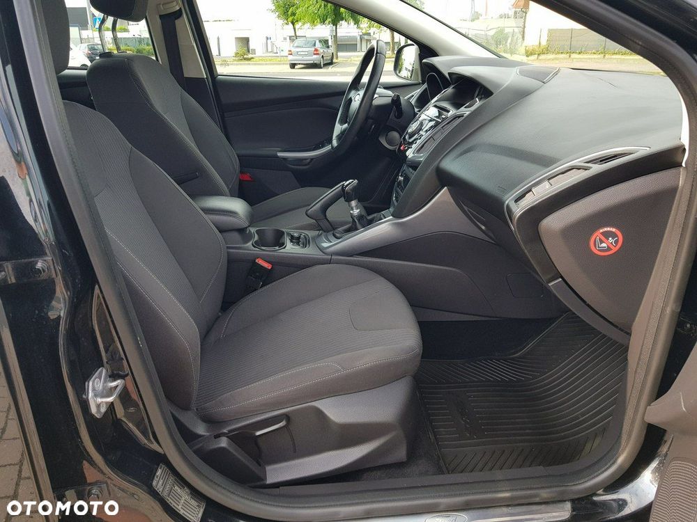 Ford Focus - 17