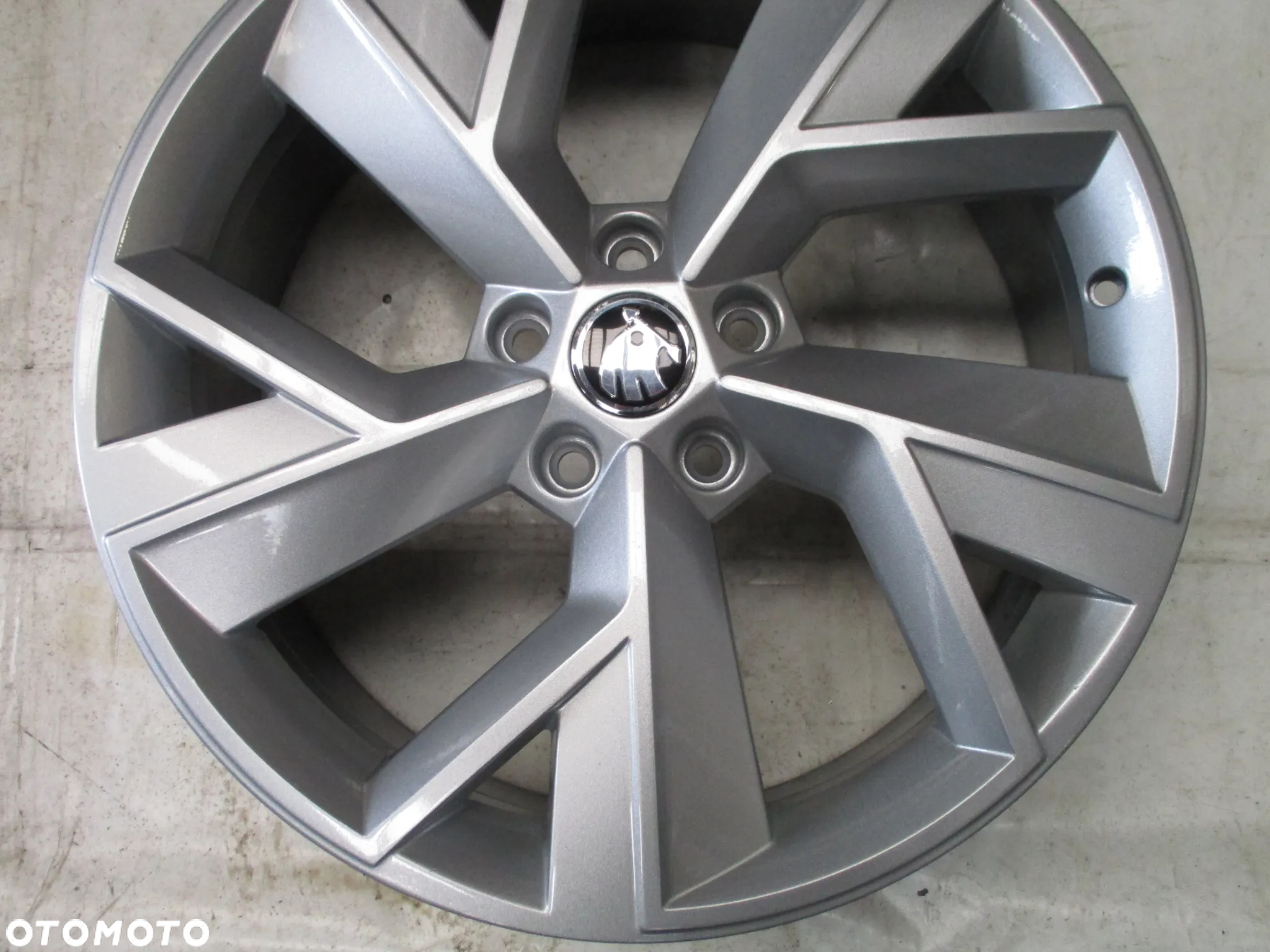 FELGI ALUMINIOWE 19 SKODA KODIAQ I KODIAQ I FACELIFT ET43 - 12