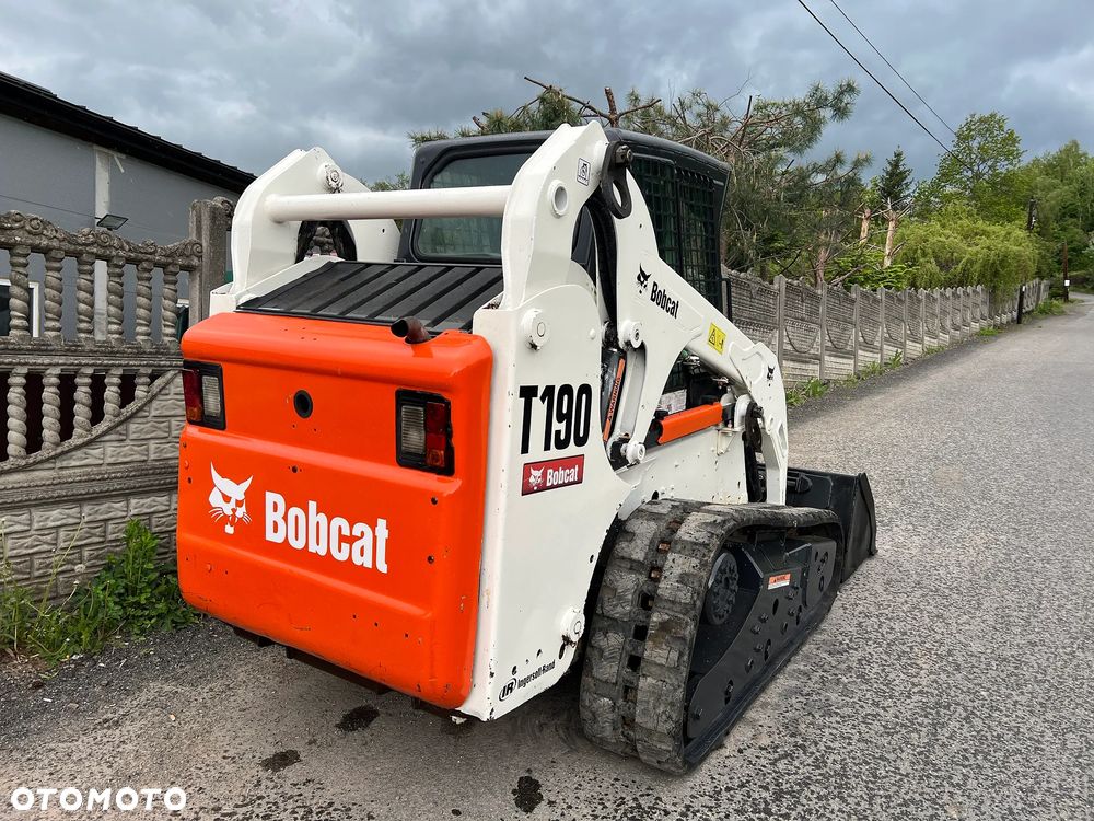 Bobcat T190 | Ładowarka Gąsienicowa BOBCAT T 190 | Joystick | Łyżka | Widły | Waga 3450kG | Miniładowarka | Stan Bardzo Dobry | CENA BRUTTO | - 6