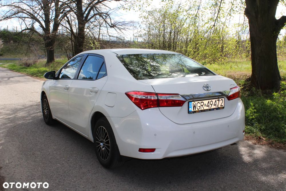 Toyota Corolla 1.6 Active - 6