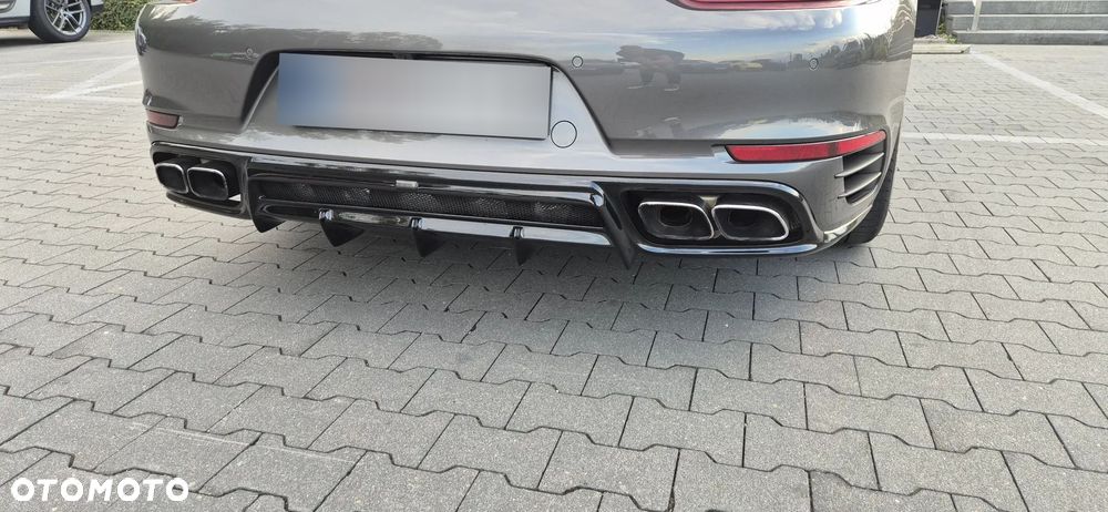 Porsche 911 - 28