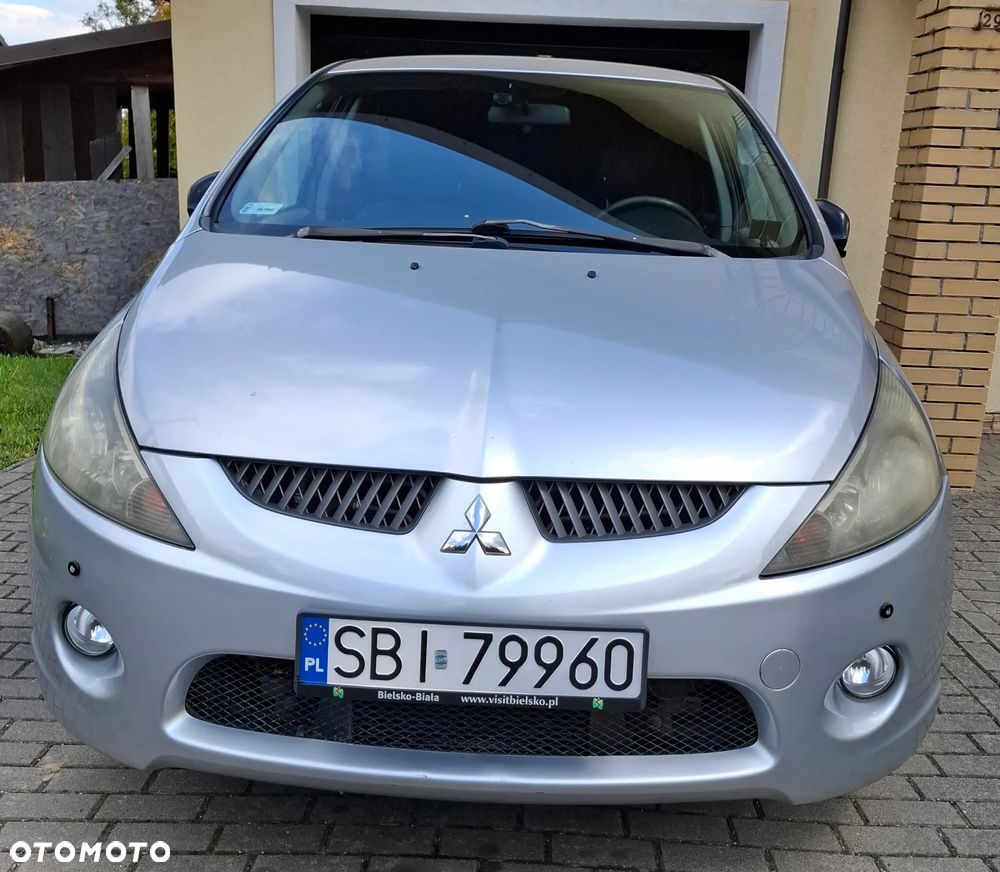 Mitsubishi Grandis 2.0 DI-D Invite - 1