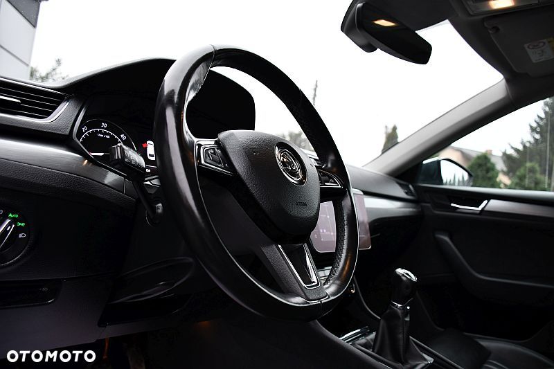 Skoda Superb 1.6 TDI Style Greenline - 11