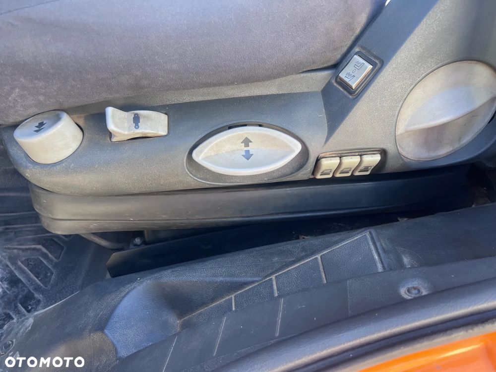 Mercedes-Benz 1833 K - 14