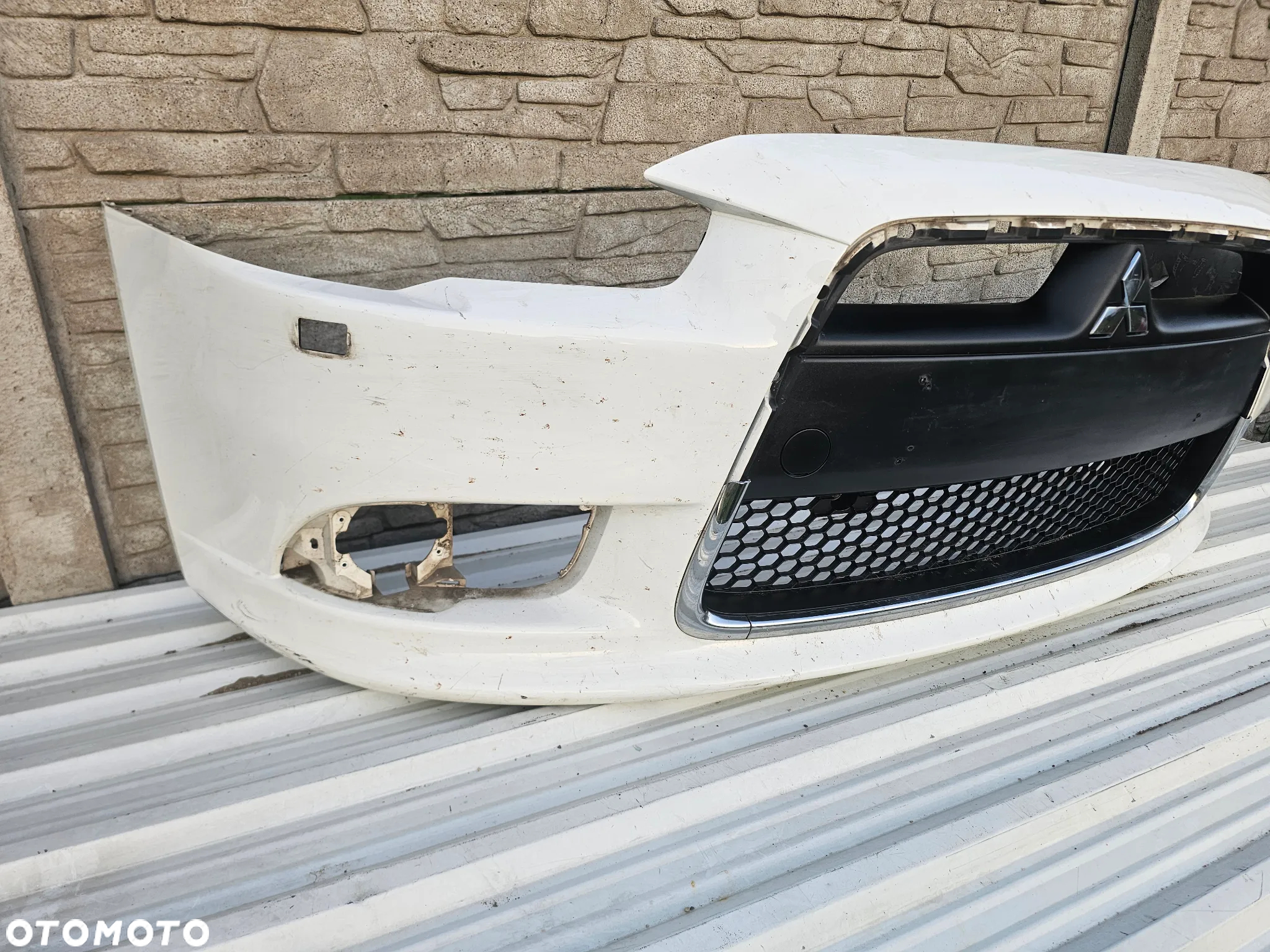 MITSUBISHI Lancer x ZDERZAK PRZOD - 2