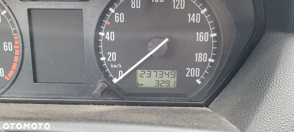 Skoda Fabia 1.2 HTP Classic - 8