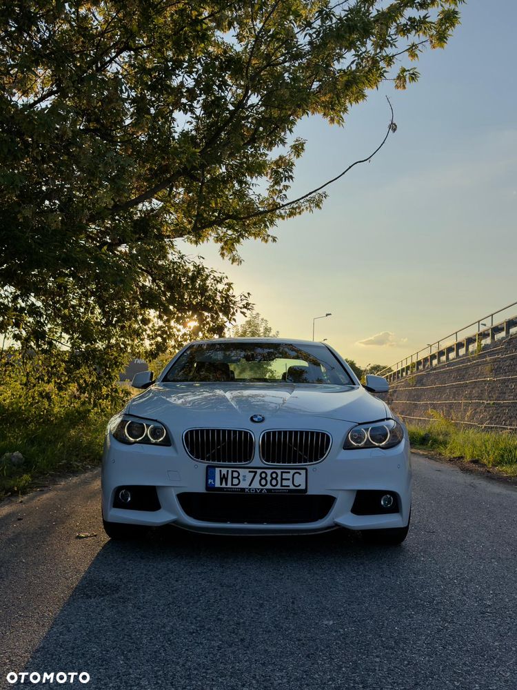 BMW Seria 5 520i Luxury Line - 3